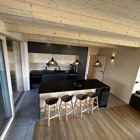 Вилла In With Sauna & Jacuzzi