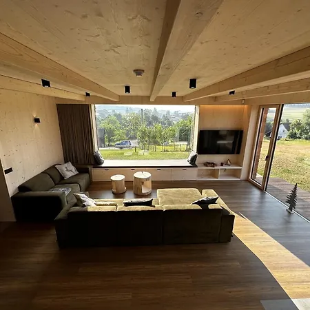 Βίλα In With Sauna & Jacuzzi Roprachtice