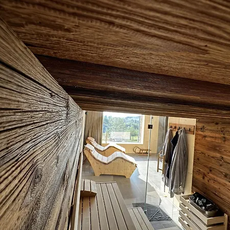 Βίλα In With Sauna & Jacuzzi *