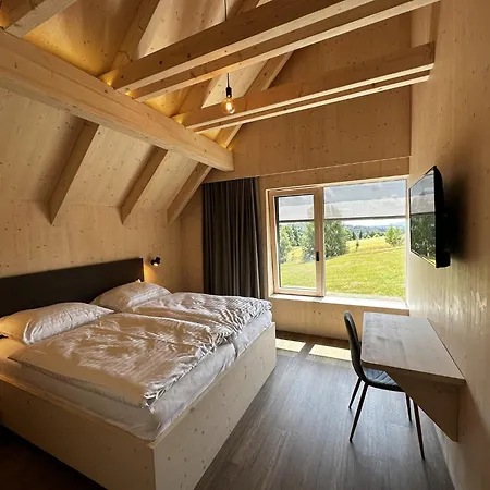 Вилла In With Sauna & Jacuzzi Roprachtice