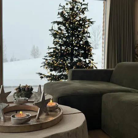 In With Sauna & Jacuzzi Вилла